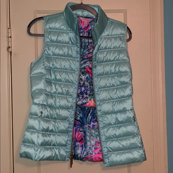 NWOT Light Blue Lilly Pulitzer Down Vest - Picture 1 of 7
